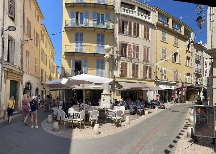 Duplex Old Town Antibes - New !